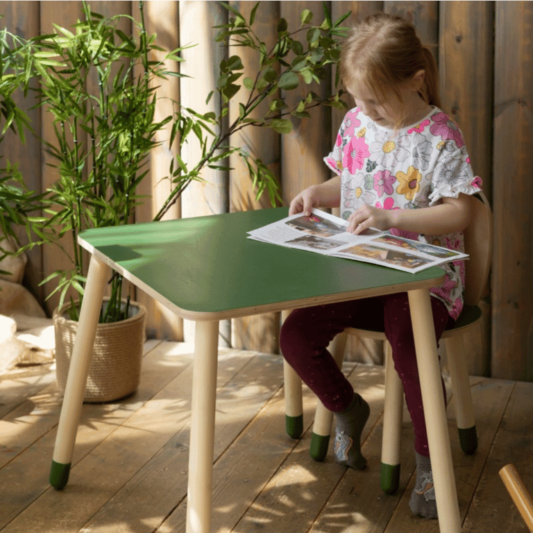 Family SCL Bunny Table and Chair Set Khaki