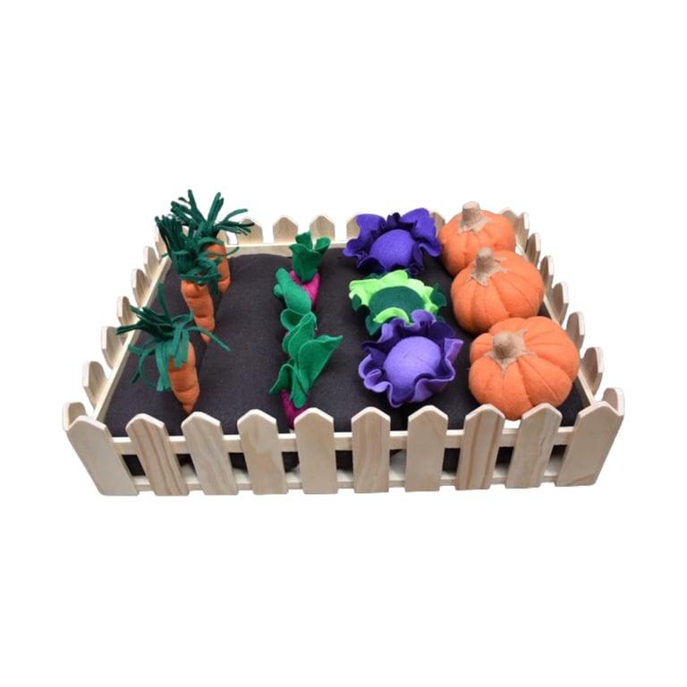 Montessori ClaraMadeco Picketed Fence Felt Veggie Garden