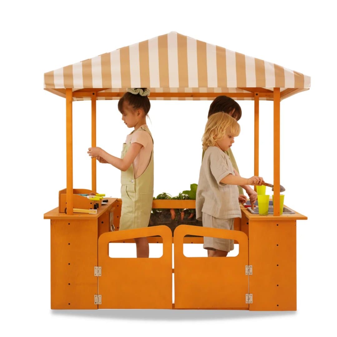 Avenlur Sumac Outdoor Mud Kitchen