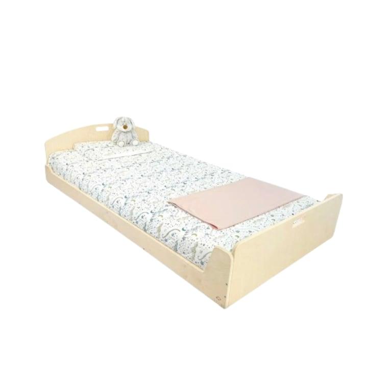 Montessori Sapiens Child Cherry Twin Montessori Floor Bed Maple