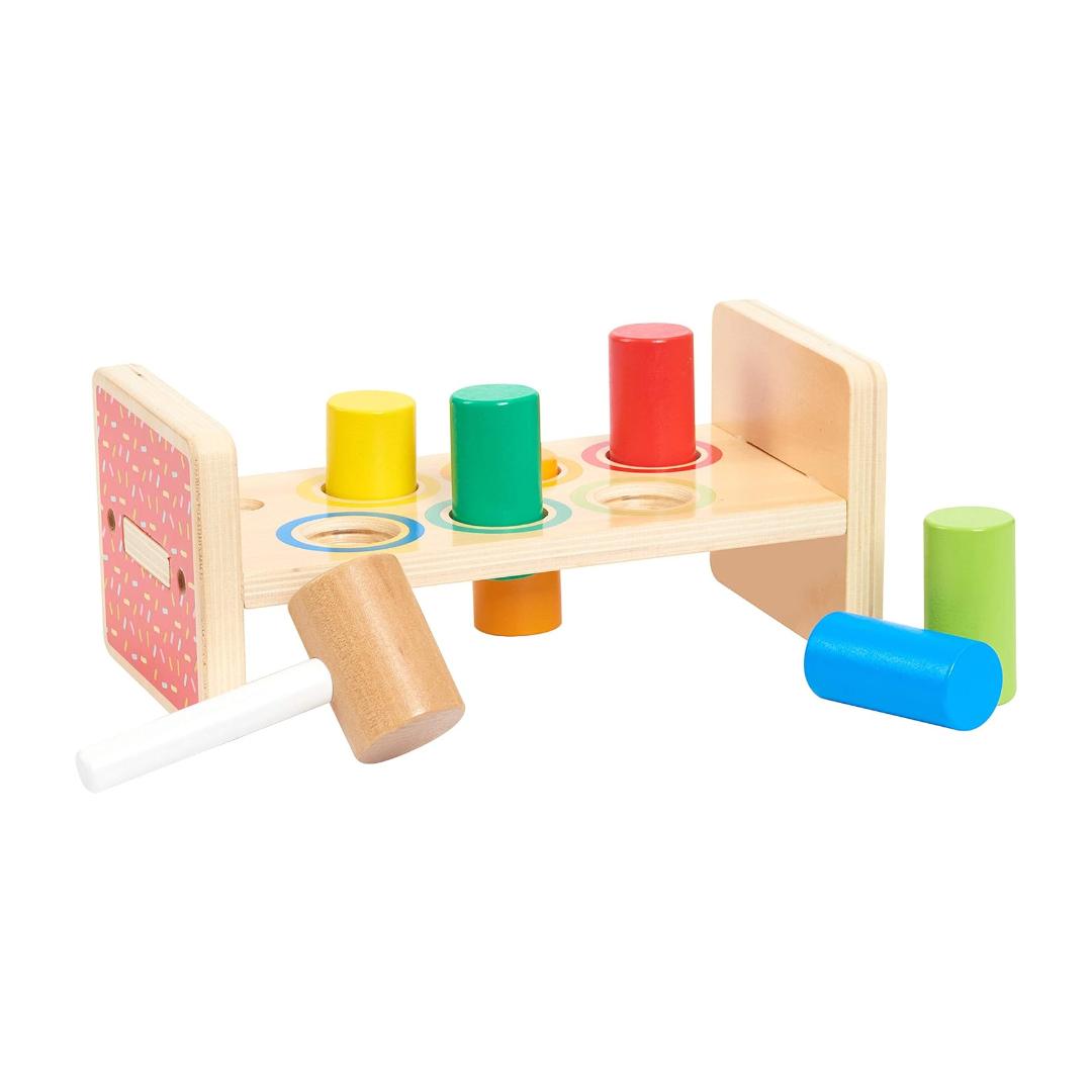 Montessori early learning centre hammering toy